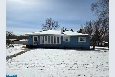 306 Highland Dr., Hibbing, MN 55746 - Photo 1