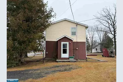 1702 1st Avenue, International Falls, MN 56649 - Photo 2