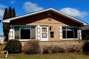 527 15th St N, Virginia, MN 55792 - Photo 1