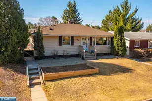 712 E Pattison St, Ely, MN 55731 - Photo 1
