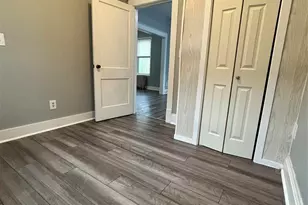 2605 E 4th Ave, Hibbing, MN 55746 - Photo 10