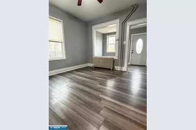 2605 E 4th Ave, Hibbing, MN 55746 - Photo 2