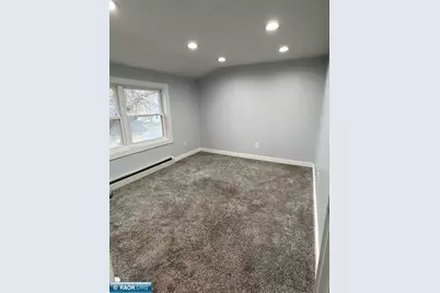 2605 E 4th Ave, Hibbing, MN 55746 - Photo 16