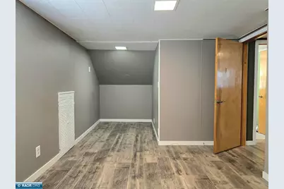 1011 10th Street, International Falls, MN 56649 - Photo 30