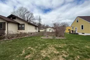 1229 12th St S, Virginia, MN 55792 - Photo 12