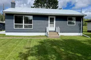423 Andover Rd, Hoyt Lakes, MN 55750 - Photo 1