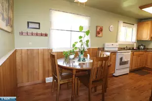 218 Dorchester Dr, Hoyt Lakes, MN 55750 - Photo 8