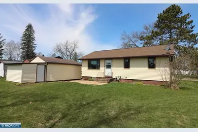 218 Dorchester Dr., Hoyt Lakes, MN 55750 - Photo 2