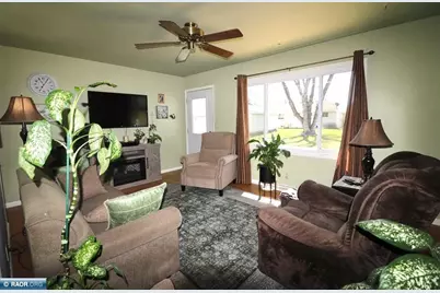 218 Dorchester Dr., Hoyt Lakes, MN 55750 - Photo 18