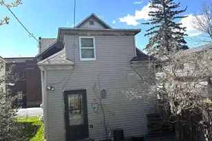 712 Adams Ave, Eveleth, MN 55734 - Photo 10