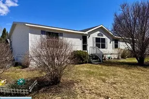 12 Driftwood Dr, Virginia, MN 55792 - Photo 1