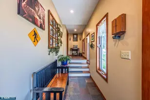 324 NE 8th St, Chisholm, MN 55719 - Photo 14