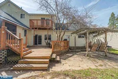 324 NE 8th Street, Chisholm, MN 55719 - Photo 2