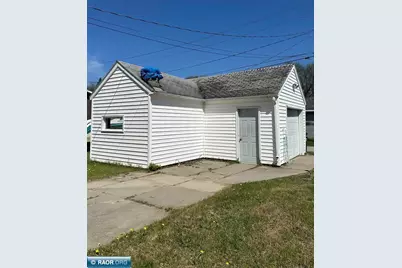 1104 11th Street, International Falls, MN 56649 - Photo 8