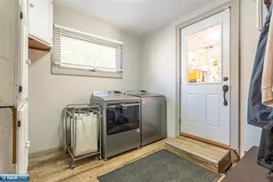 304 E James St, Ely, MN 55731 - Photo 24