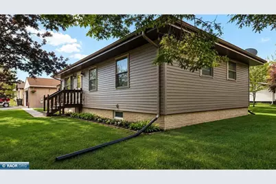 1712 West 2nd Street, Eveleth, MN 55734 - Photo 1