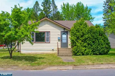 423 38th St E, Hibbing, MN 55746 - Photo 1
