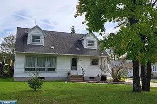 4014 19th Ave E, Hibbing, MN 55746 - Photo 1