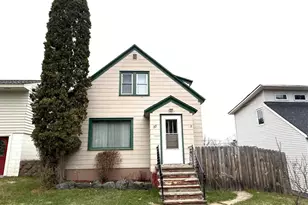 37 E Boundary, Ely, MN 55731 - Photo 2