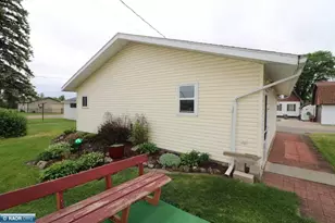 127 5th Ave S, Biwabik, MN 55708 - Photo 8