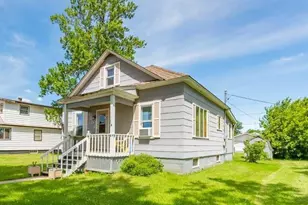 204 W 1st Ave, Keewatin, MN 55753 - Photo 1