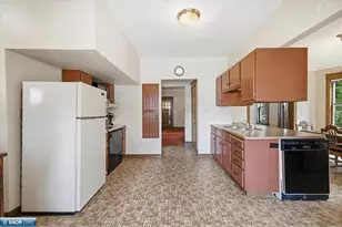308 S 6th Street S, Virginia, MN 55792 - Photo 14