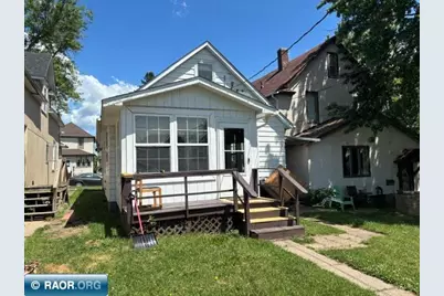 403 5th St SW, Chisholm, MN 55719 - Photo 4