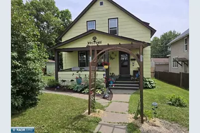 324 E White St, Ely, MN 55731 - Photo 1
