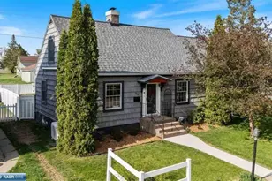 1019 N 14th St, Virginia, MN 55792 - Photo 1