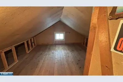 724 Summit, Eveleth, MN 55734 - Photo 12