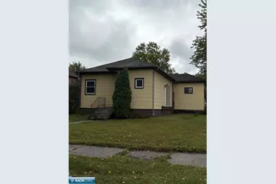 429 SW 4 Th Street, Chisholm, MN 55719 - Photo 1