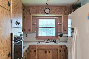 416 10th St, International Falls, MN 56649 - Photo 8