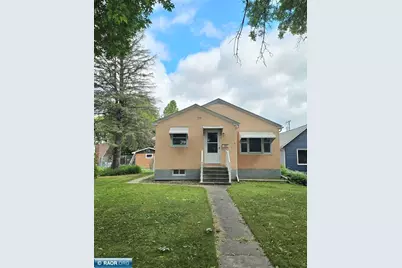 416 10th Street, International Falls, MN 56649 - Photo 2