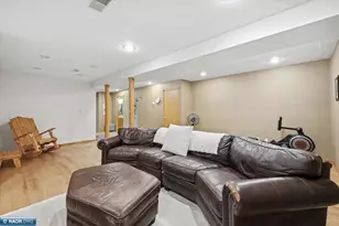 4494 Woodlawn Cir, Eveleth, MN 55734 - Photo 24