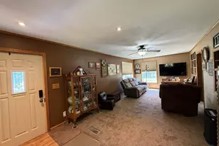 5475 Carnation Ave, Virginia, MN 55792 - Photo 4