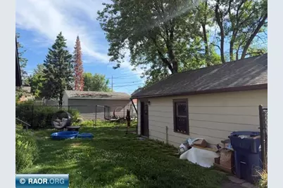 2130 11th Avenue E, Hibbing, MN 55746 - Photo 12