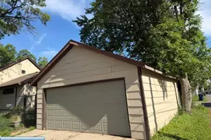 2130 11th Ave E, Hibbing, MN 55746 - Photo 2