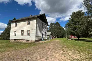 11084 Hayes Rd, Hibbing, MN 55746 - Photo 6