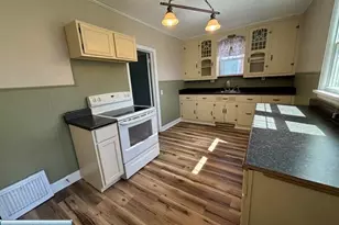 1208 12th Ave E, Hibbing, MN 55746 - Photo 6