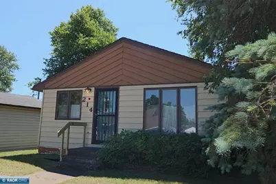 214 Dorchester Drive, Hoyt Lakes, MN 55750 - Photo 2