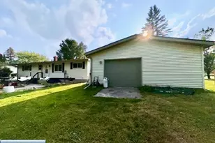 204 S 5th St E, Aurora, MN 55705 - Photo 12