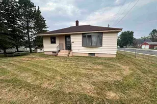 1501 W 2nd St, Eveleth, MN 55734 - Photo 1