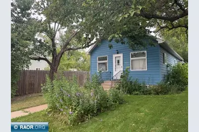2612 W 4th Ave, Hibbing, MN 55746 - Photo 1