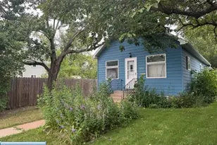 2612 W 4th Ave, Hibbing, MN 55746 - Photo 1
