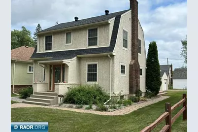 1924 E 10th Ave, Hibbing, MN 55746 - Photo 1