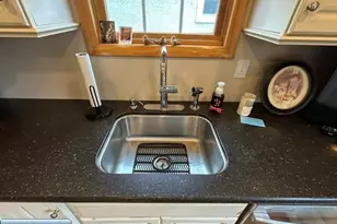 1924 E 10th Ave, Hibbing, MN 55746 - Photo 10