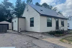 8 W Pkwy, Virginia, MN 55792 - Photo 1