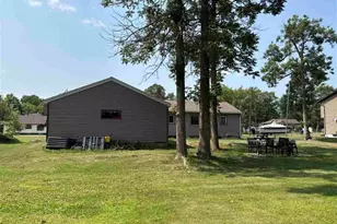 4228 5th Ave E, Hibbing, MN 55746 - Photo 4