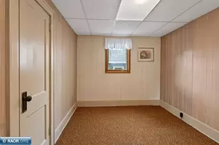 1905 E 8th Ave, Hibbing, MN 55746 - Photo 30