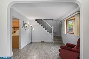 1905 E 8th Ave, Hibbing, MN 55746 - Photo 10